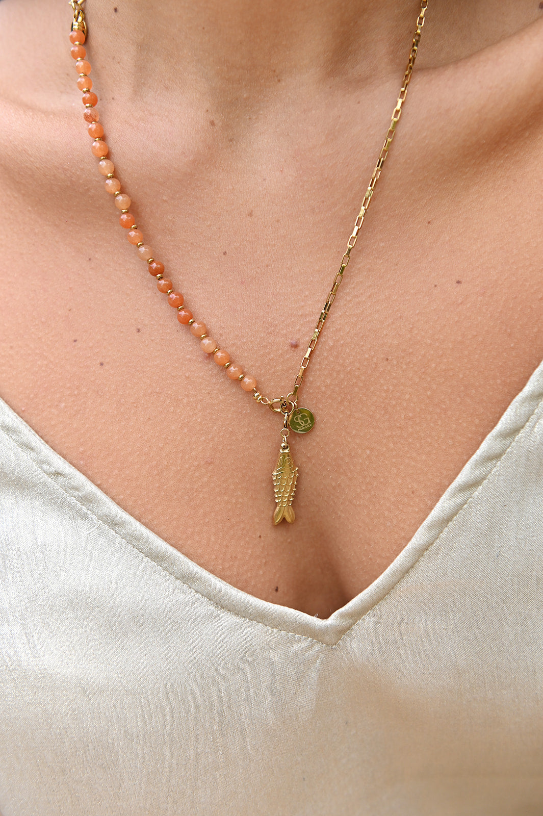 Pendant - shell gold