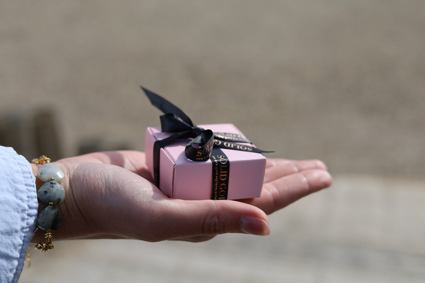 BELOVED ARMBAND - dames rvs edelsteen - aventurijn - naturel roze jade - labradoriet