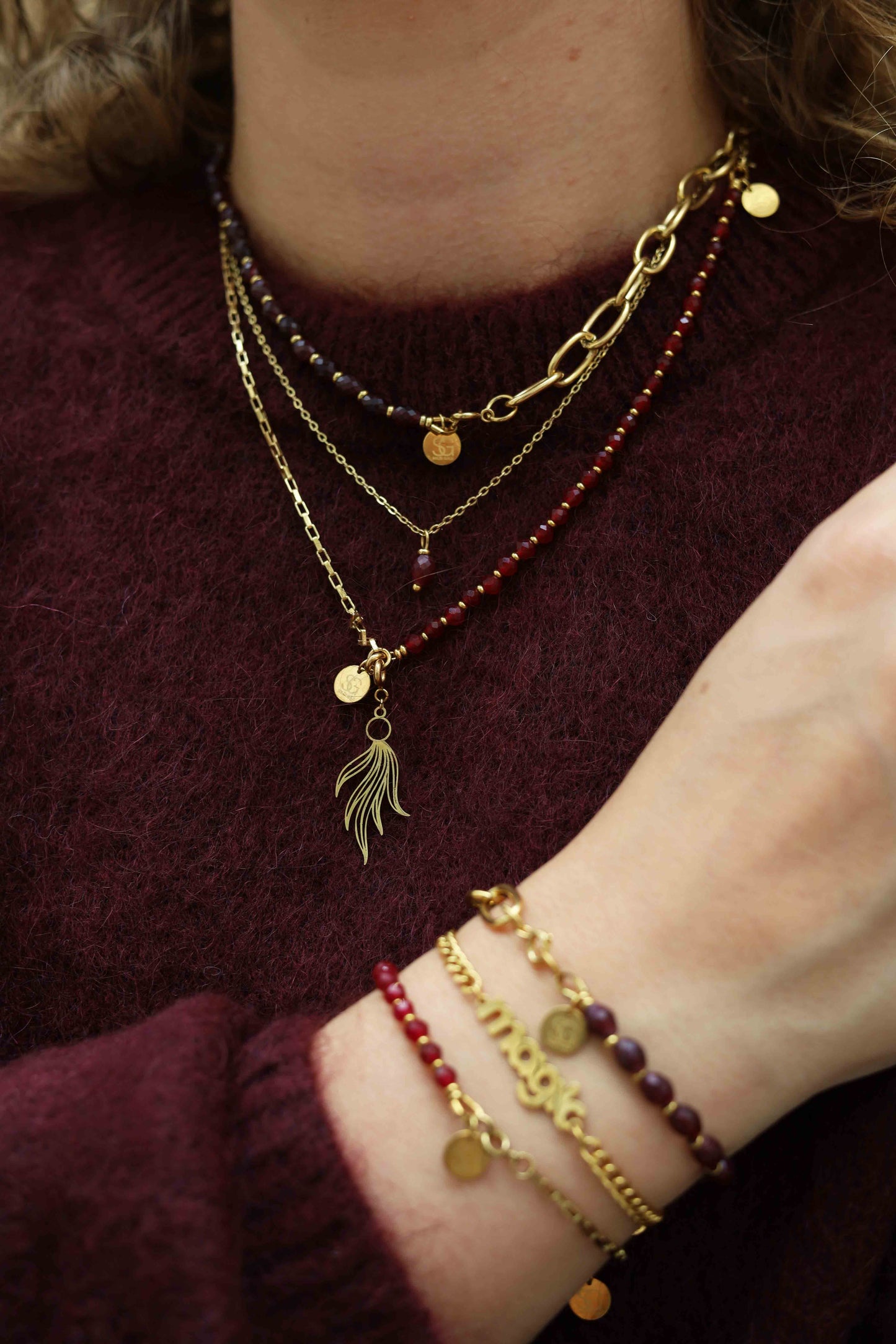 Pendant - shell gold