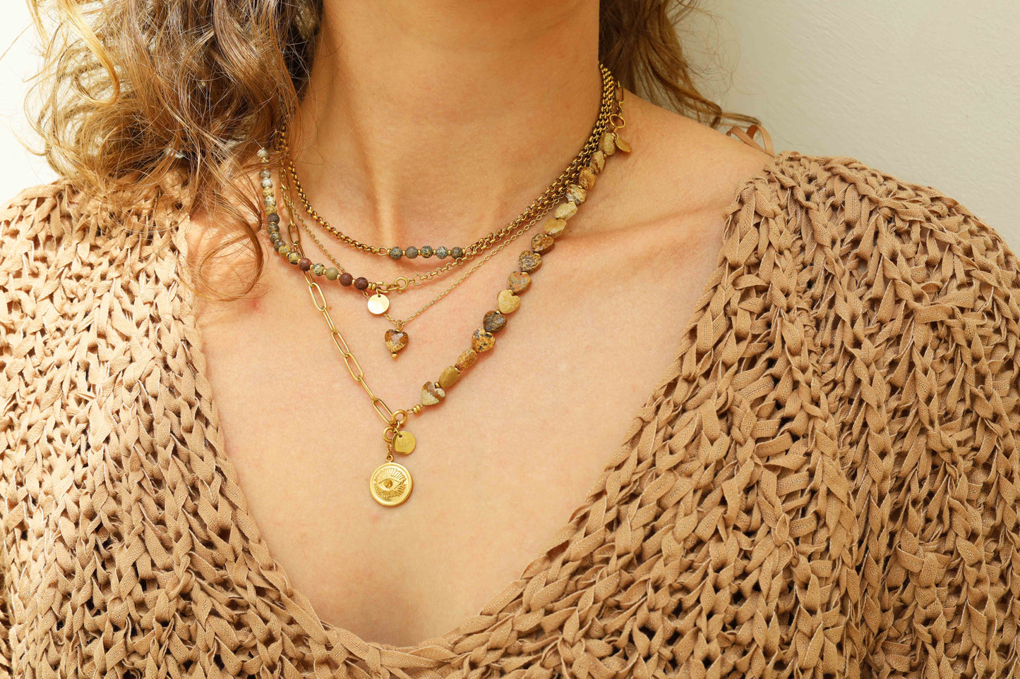 Pendant - shell gold