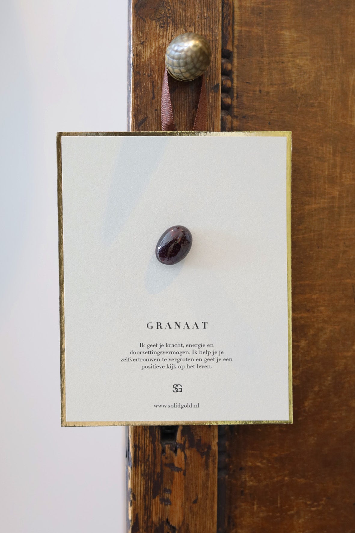 Kaart met edelsteen - granaat